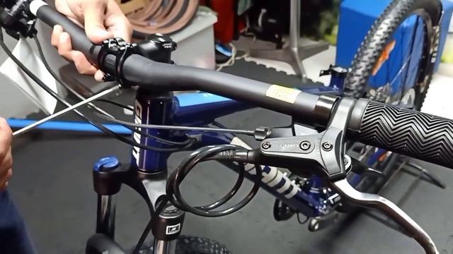 UNBOXING + ASSEMBLE - 2021 GIANT TALON 29 2 SMALL ECLIPSE смотреть онлайн