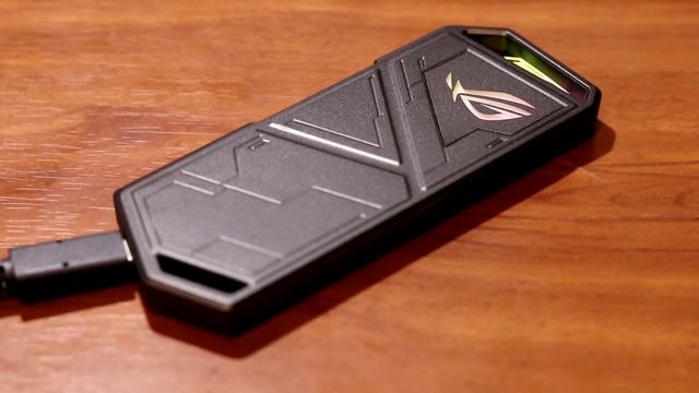 ASUS ROG Strix Arion M.2 NVMe SSD 外接盒燈光展示 смотреть онлайн