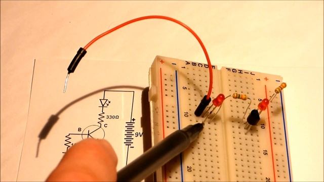 Simple 2 battery NPN transistor schematic and circuit explained for beginners starting electronics. смотреть онлайн