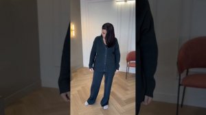 Обрати внимание, как отлично кардиган сочетается с брюками от костюма Арья, графит