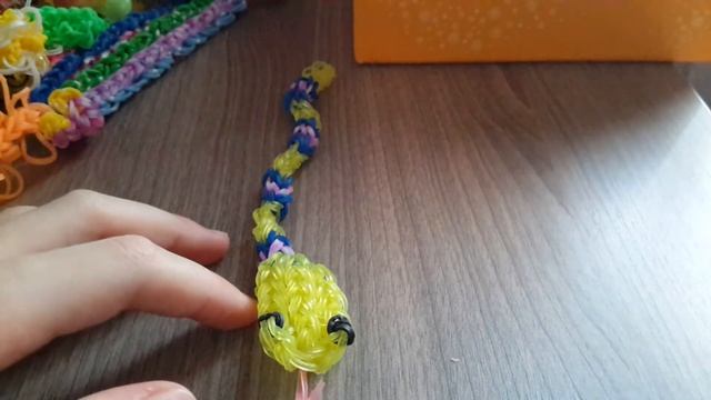 Мои поделки из резинок 1 часть смотреть онлайн