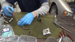 Разборка и чистка клапана VVT. Volvo S60.