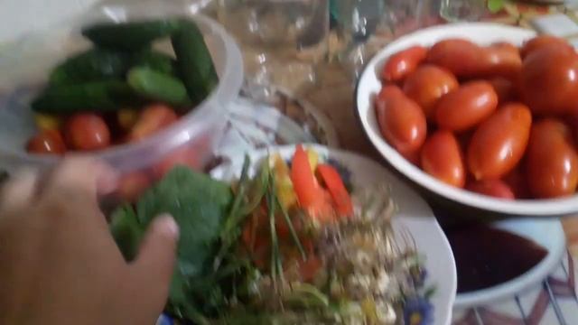 Маринованное ассорти с канала Новая Жизнь в деревне. 18 + смотреть онлайн