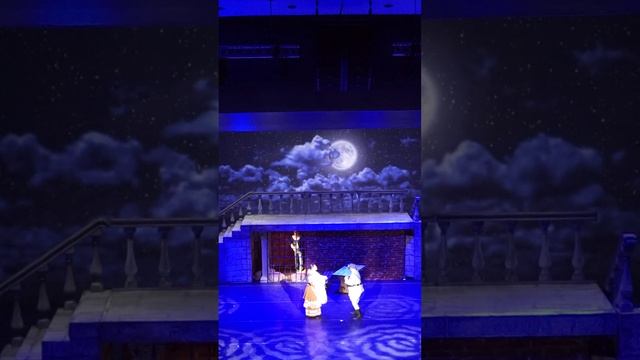 PROSTO DERKO - ЖИЗНЬ. МГАТ РУССКАЯ ПЕСНЯ - МУЗЫКАЛЬНАЯ КОМЕДИЯ «ЗА ДВУМЯ ЗАЙЦАМИ» смотреть онлайн