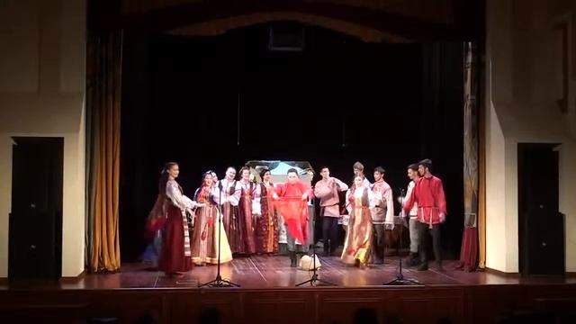 у ворот трава росла смотреть онлайн