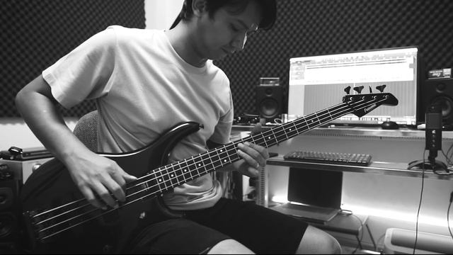 Do You Remember - Phil Collins Bass Guitar Cover смотреть онлайн