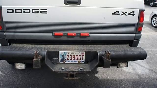 1999 Dodge Ram Pickup 3500 - Suburban Chevrolet, Inc смотреть онлайн