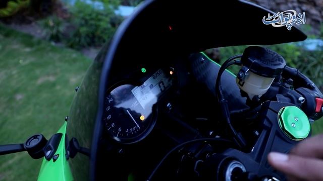 Kawasaki Ninja ZX-6R Sports Heavy Bike - New Advanced Features - Kimat Sirf 25 Lakh Rupaye смотреть онлайн
