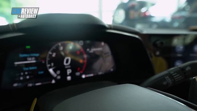 Bóc tem Chevrolet Corvette C8 2020 đầu tiên tại Việt Nam | Autodaily смотреть онлайн