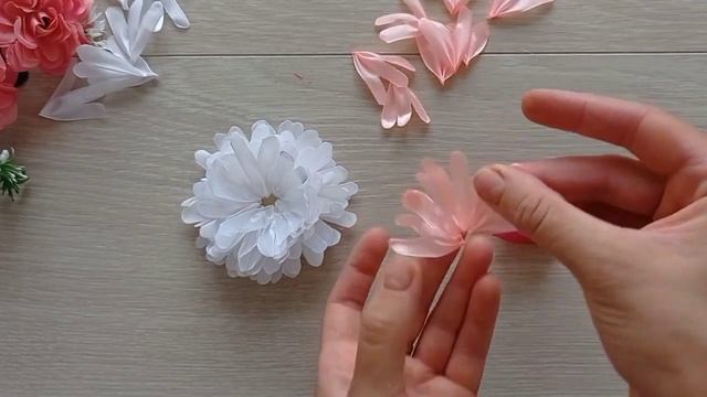 Их забрали сразу. Пышный, объемный, красивый бант из атласной ленты 2,5 см и очень бюджетный) смотреть онлайн