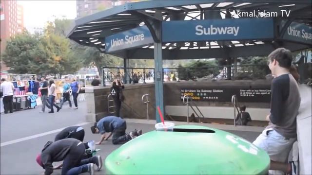 Реакция Американцев на Молитву Ислам смотреть онлайн