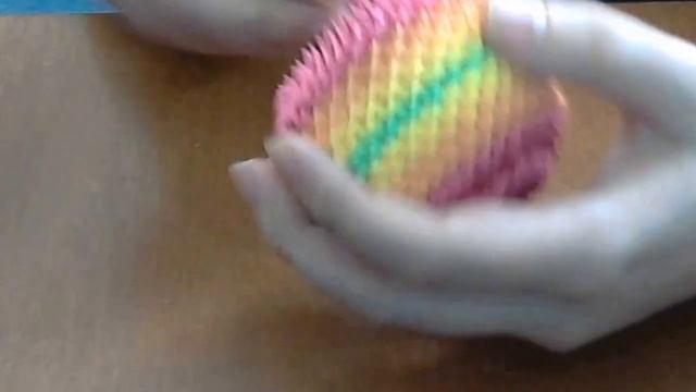 HOW TO MAKE 3D ORIGAMI RAINBOW VASE смотреть онлайн