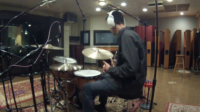 C jam blues- Oscar Peterson (drum cover) смотреть онлайн