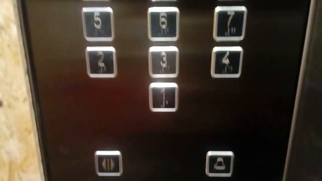 Пассажирский лифт МЛМ 2020 г.в. г.п.- 400кг. Ск.- 1м/с.