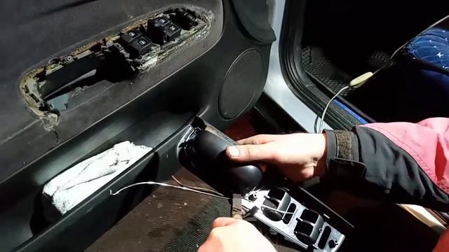 Фольксваген Б5. усиливаем ручку двери. смотреть онлайн