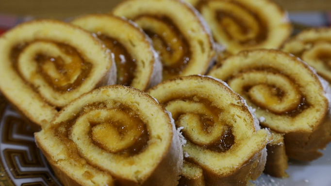 ОЧЕНЬ ВКУСНО.?Очень Простой Рулет к Чаю смотреть онлайн