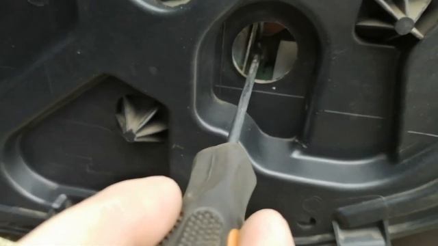 Замена замка задней двери Ford Fusion (2008 г.в)