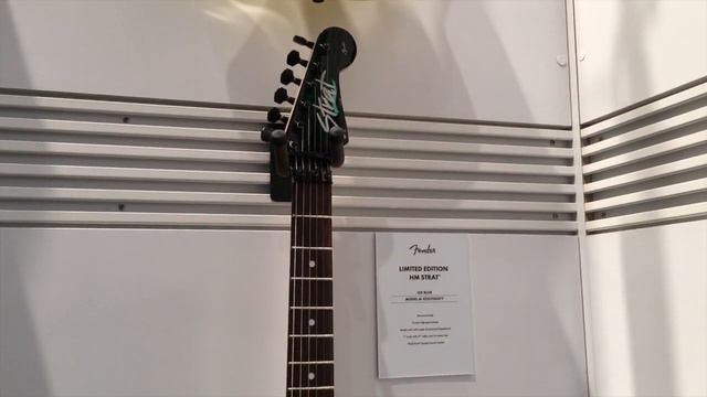 Fender HM Strat Reissue NAMM 2020 смотреть онлайн