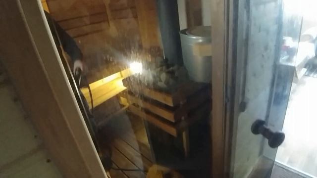 Чистим парилку в бане пароочистителем KARCHER смотреть онлайн