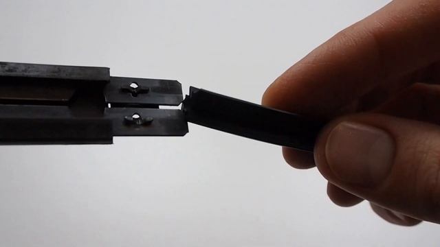 How to Replace Windshield Flat Wiper Blade Rubber Refill Bosch Valeo смотреть онлайн