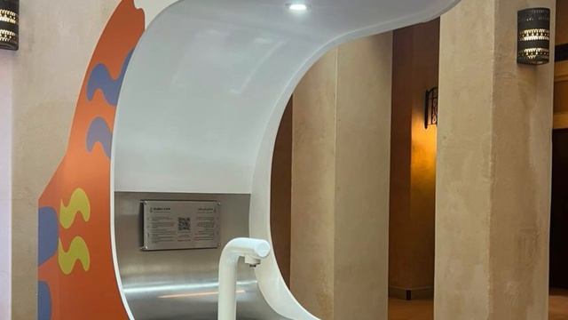 Бесплатные автоматы с питьевой водой. Дубай. ОАЭ смотреть онлайн