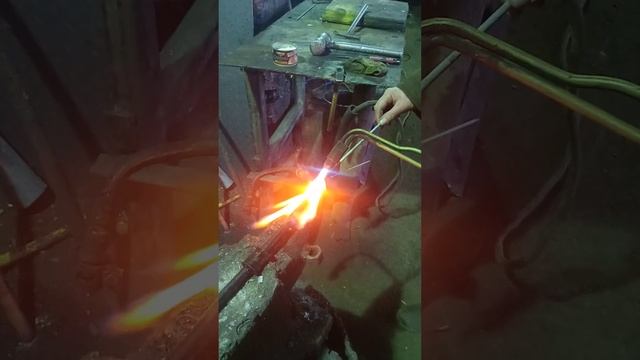 Сварка Латунью и бурой трубки металлической. смотреть онлайн