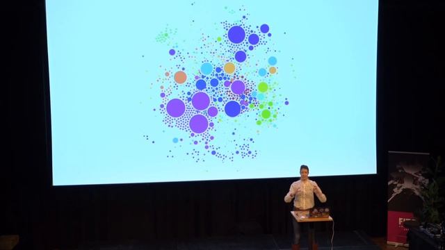 Visualizing Connections with Nadieh Bremer смотреть онлайн