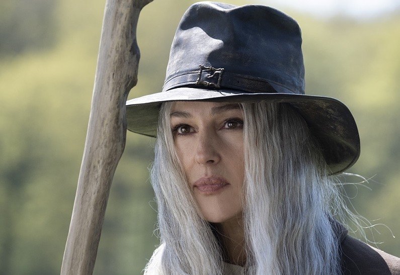 Школа волшебства — Русский трейлер (2022) смотреть онлайн