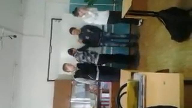 Поздравление 8"в" СОШ №18 г.Тимашевск.mp4 смотреть онлайн