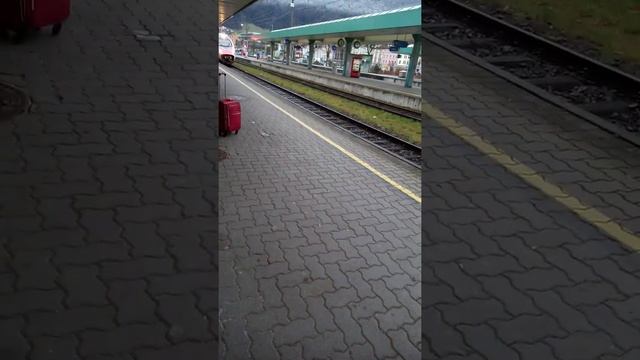 Поезд Евросити 190 Швейцарски Поезд Из Мюнхена в цюрих смотреть онлайн