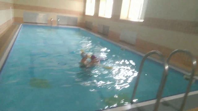Бассейн 4 смотреть онлайн