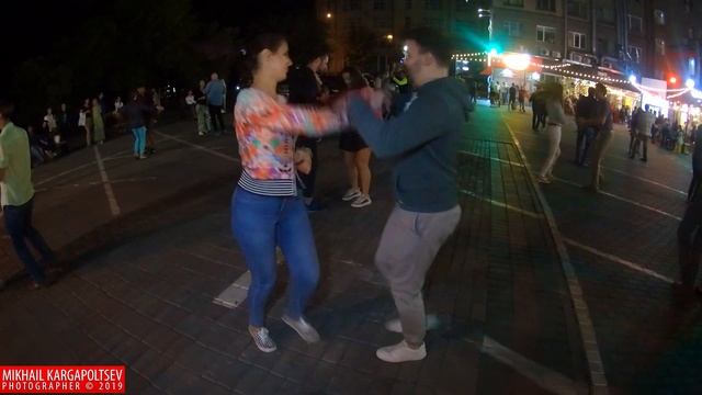 Alexey Chernykh & Maria Zubrik social dancing @ Salsa Open Air 10.08.2019 смотреть онлайн