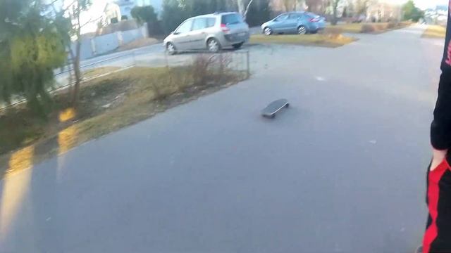 Самые простые трюки на скейте для начинающих! Это очень легко! смотреть онлайн