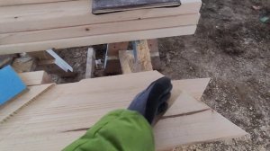 направляющая для фрезеровки пазов на тетиве лестницы + удобная терка