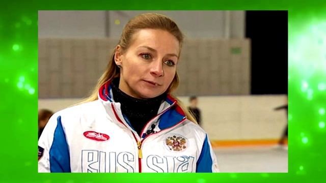 Это федерации выгодно, чтобы Загитова была в сборной. Валиева должна обкататься среди взрослых смотреть онлайн