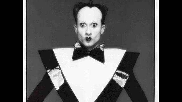 Simple Man - Klaus Nomi. Karaoke Backing. смотреть онлайн