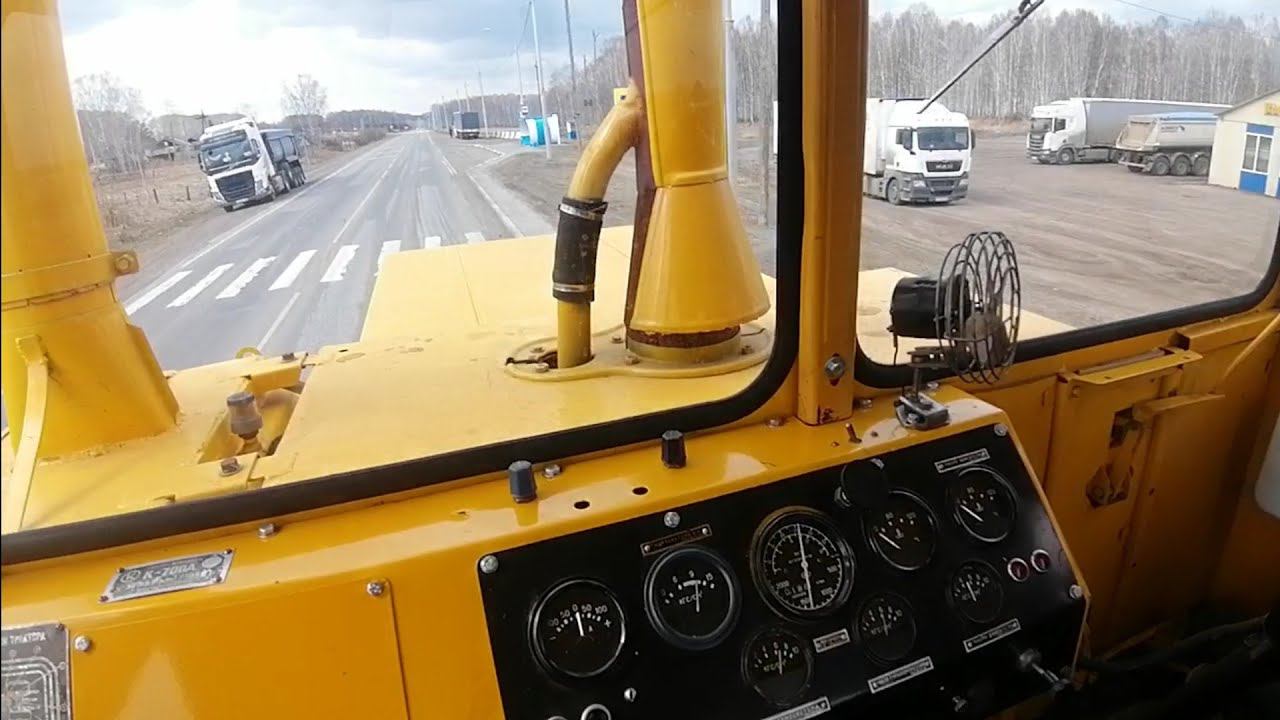 По трассе на К-700А. 2022 смотреть онлайн