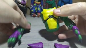 Как слепить монти из пластилина. Из фнаф 9.