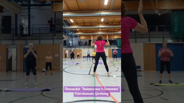 Практика БАЛАНСА 4х СТИХИЙ в ФИТНЕСС-ЦЕНТРЕ ГЕРМАНИИ. Елена Голуб смотреть онлайн