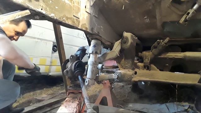 Retirando caliper y mangos suspensión vw T4 Eurovan смотреть онлайн