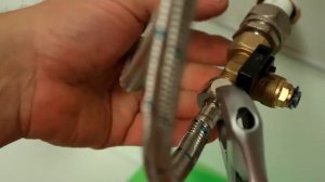 Установка фильтра Аквафор Кристалл