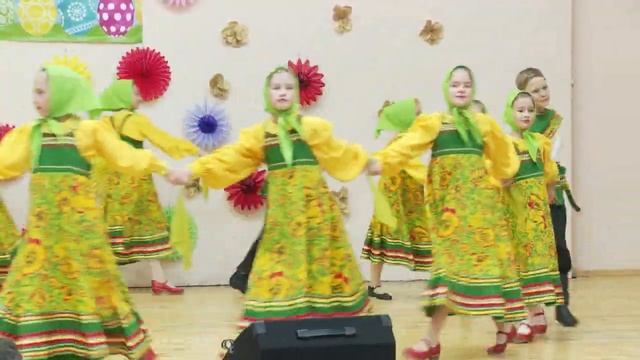 Ансамбль народного танца "Калейдоскоп", ГДК "Дагомыс", "Вейся, капустка" смотреть онлайн