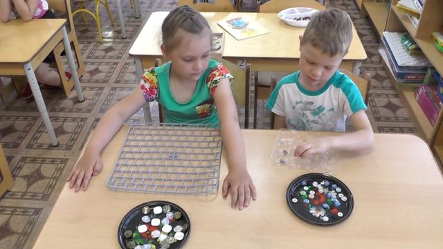МДОУ "Радуга" г.Бронницы. Видеоурок "Развитие мелкой моторики у детей с речевыми нарушениями" смотреть онлайн