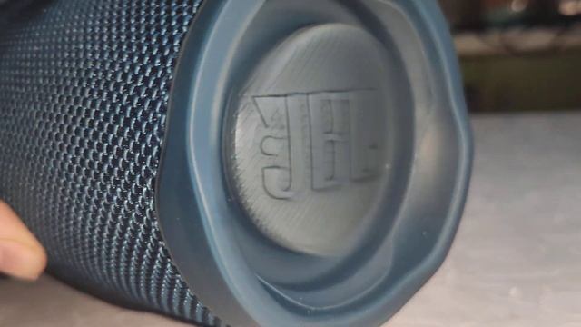 JBL charge 4 bass test/LFM ~90% Epic fail at the end. смотреть онлайн
