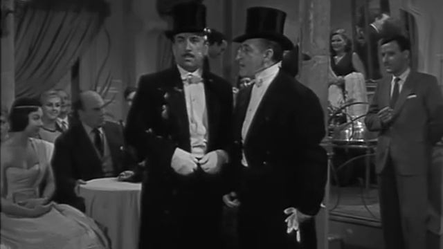 TOTO' PEPPINO E I FUORILEGGE (Film Completo)