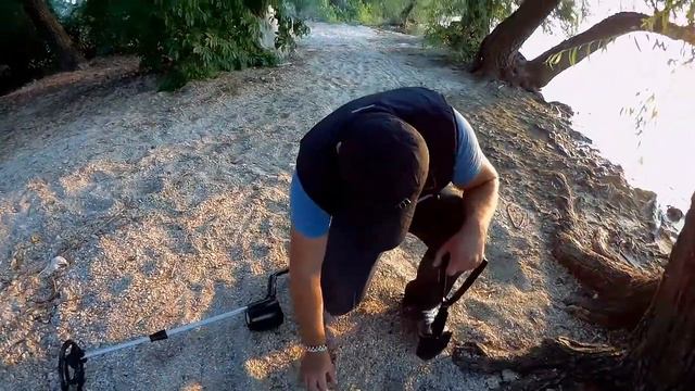 КЛЮЧИ от автомобиля. Поиск на пляже. KEYS FROM THE CAR. Search on the beach. смотреть онлайн