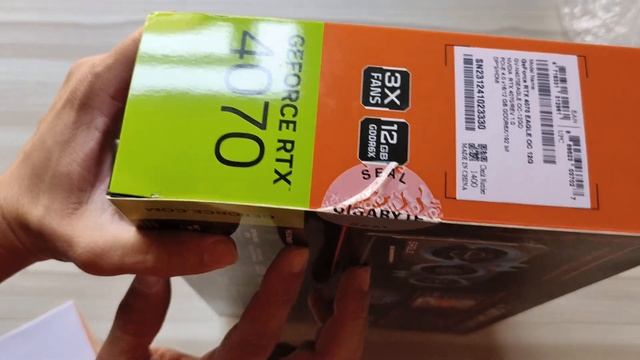 GIGABYTE RTX 4070 EAGLE OC 12GB UNBOXING - INDIA смотреть онлайн