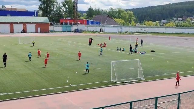 Первенство СО по футболу среди команд мальчиков до 10 лет. Маяк 2014 - ПРО100Р смотреть онлайн