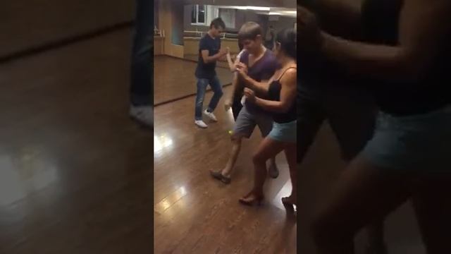 Уроки бачаты для начинающих, школа бачаты в Москве смотреть онлайн