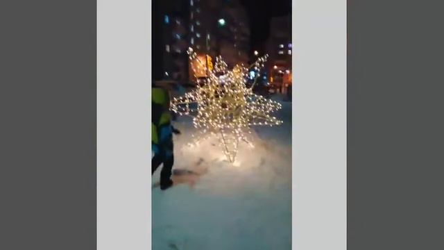 Елочка новогодняя 🎄⛄🌨🌚 смотреть онлайн